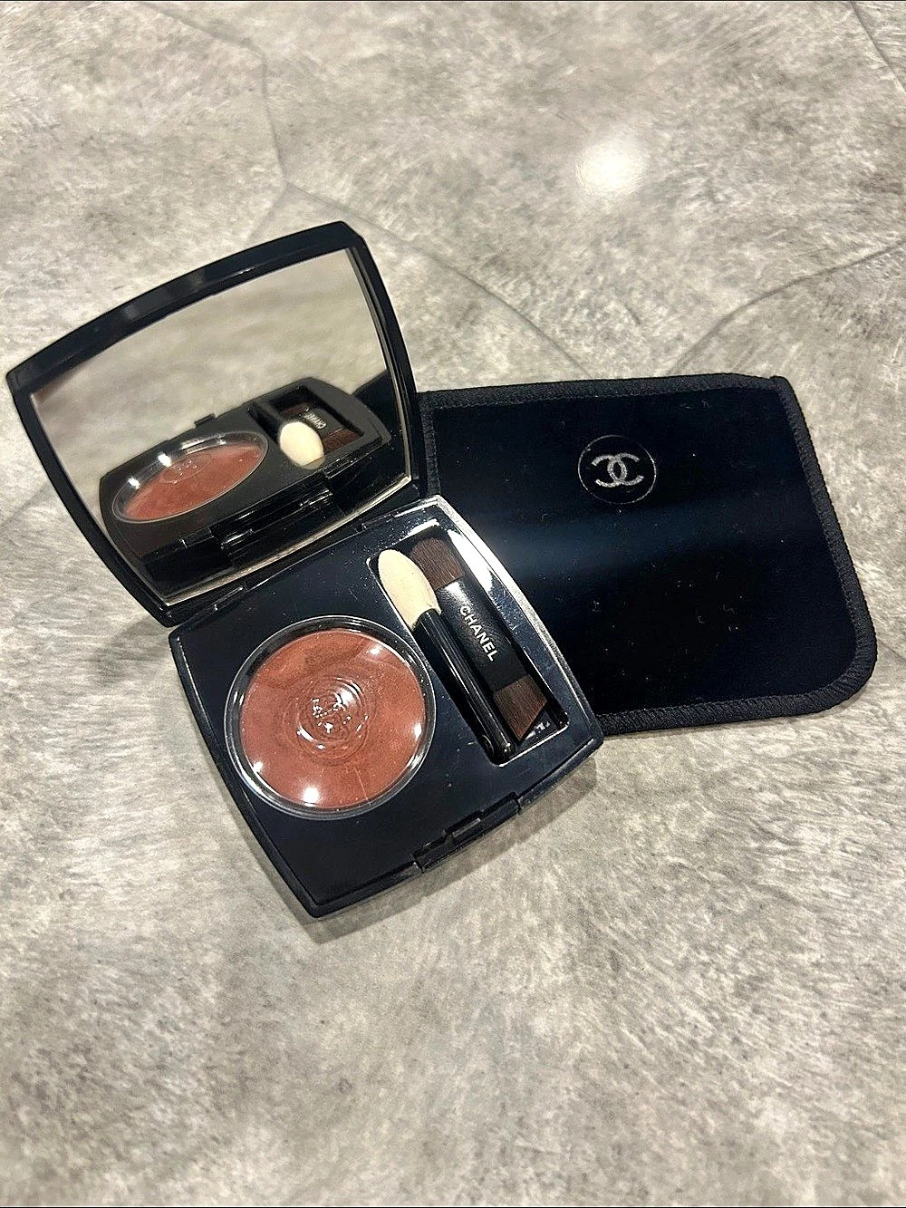 Chanel Ombre Essentielle Multi-Use Longwearing Eyeshadow Brown Eyeshadow